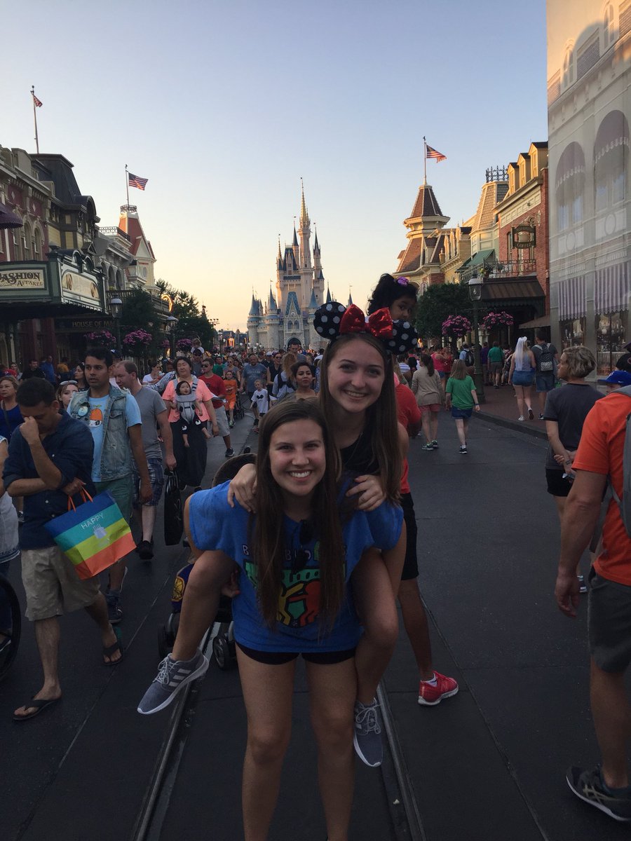 katie hagen!!!!! <a href="/katie_hagen0/">Katie Hagen</a> happy birthday to you friend!!! I hope your day is the absolute best! I love you and am going to miss you so so much!! have a blast at Tech!!❤️🎉