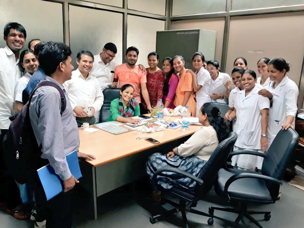 pcsaran's tweet photo. मेरे खुदा में तेरे फैसलों से
राजी हूँ
पर खुशी के लिये
दिल बहुत तरसता है 😢 #thesis #ignou #civilhospital #ahmedabad #2016batch #bscnursing #relaxmood https://t.co/3QdCqpmIpR