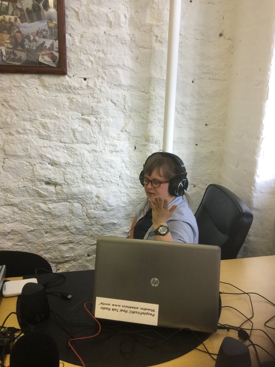 Hanna Bennett tweet media