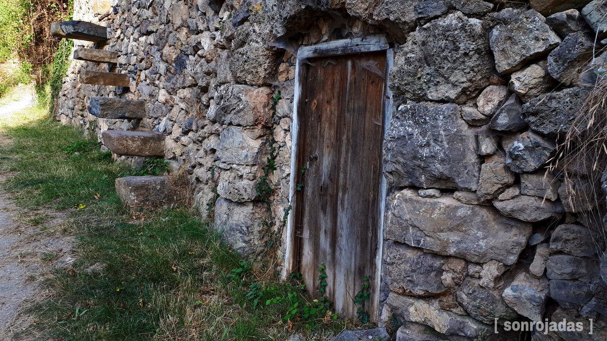 sonrojadas_foto's tweet photo. [S.1008/18]
#sonrojadas #sonrojadas_foto #rsa_outdoors #rsa_doorsandwindows #ig_ventanas #ig_windows #ig_doorsandwindows #world_doorsandwindows #doorsondoors #doorsandwindows #a_2nd_look https://t.co/R7JyI9AV9Q