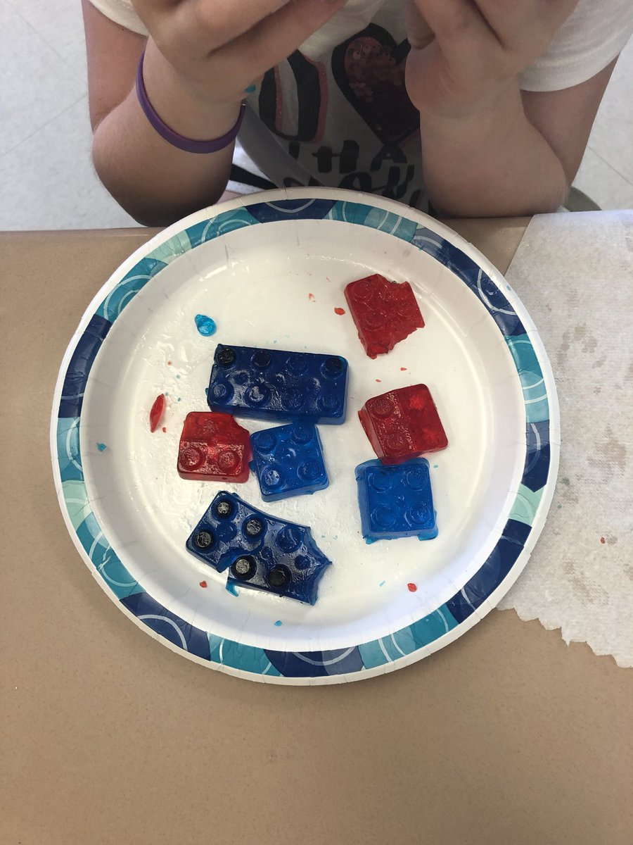 MrsSmithFTS's tweet photo. Thank you @JELLOPlay we love engineering edible toys!!! #createleadlearn @ECLCprincipal @robyn_klim #kidsengineer #handsonlearning https://t.co/NTiDxfMqid