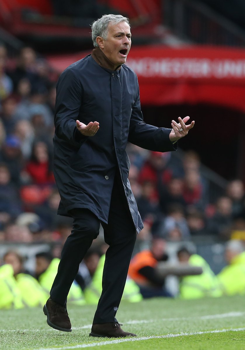 DStvZimbabwe's tweet photo. The best football leagues in the world are back! Stay connected to DStv for the greatest football on earth from Friday, 10 August 2018, as your world of champions, SuperSport, brings all the live action of the new season in all its HD glory and on SD. https://t.co/bINiZnCvmE https://t.co/XYOXR6CvM6