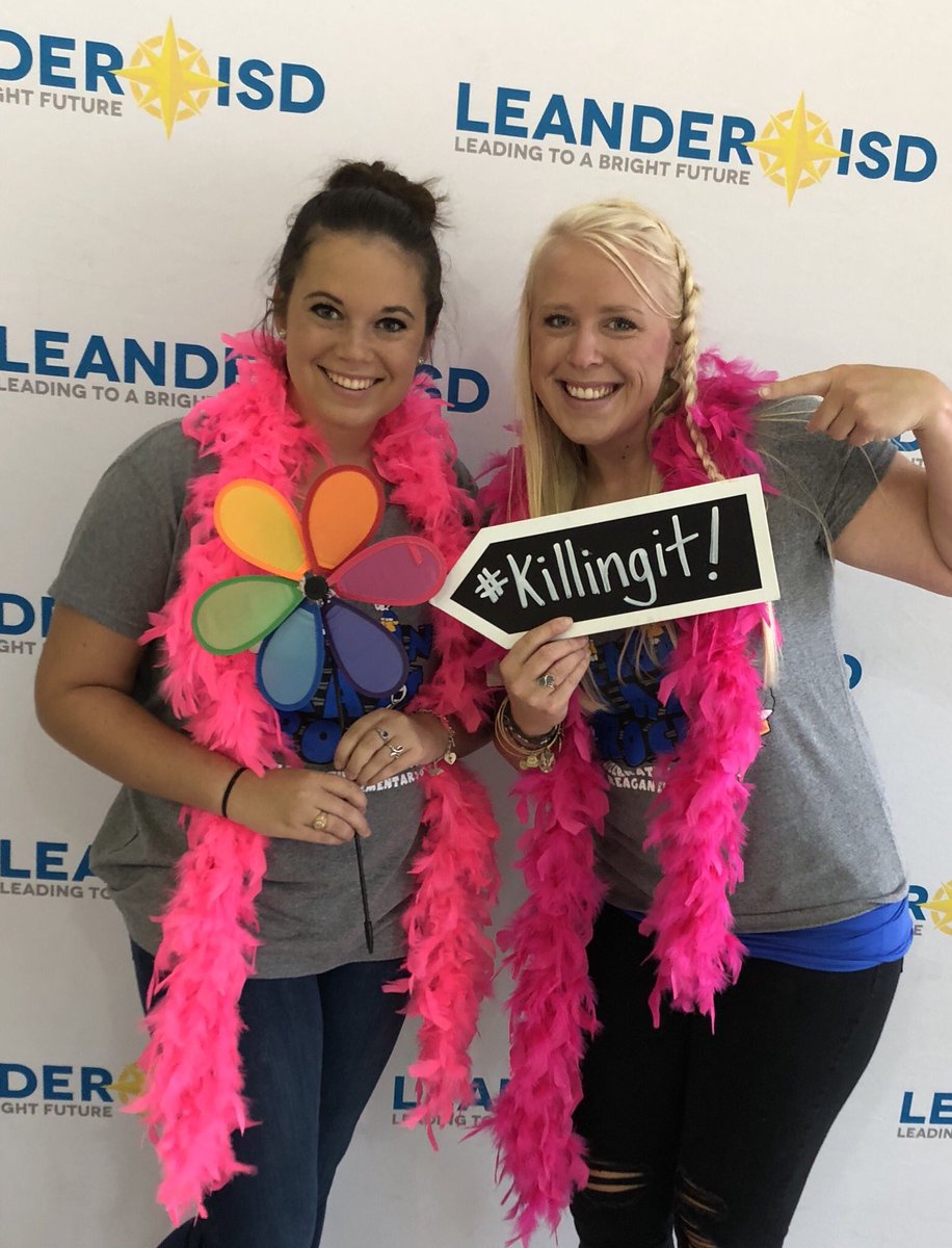 MrsNetherton's tweet photo. Welcome back! Ready for a new year! ❤️ #Reaganrays #LISDConvocation2018 https://t.co/Rzcpn7fufD
