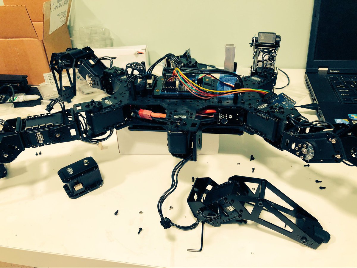 sven_the_spider's tweet image. New legs, new socks, new ride...hope I can still tweet from in here between now and #VMworld2018 - see you at the @CDWCorp booth in the @NetApp #DataVisionary area!