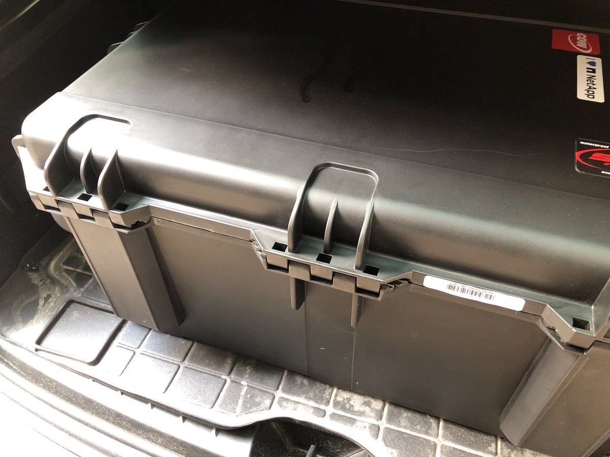 sven_the_spider's tweet image. New legs, new socks, new ride...hope I can still tweet from in here between now and #VMworld2018 - see you at the @CDWCorp booth in the @NetApp #DataVisionary area!