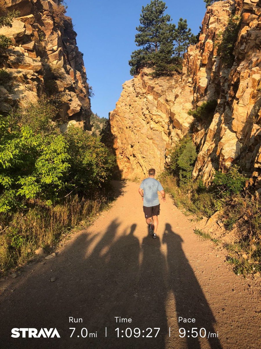 MrConnorGrant's tweet photo. Strava Boiz reunion run in Eldorado Canyon 🏃🏼♂️ #miles #milligrams https://t.co/s8LMxgM5Et