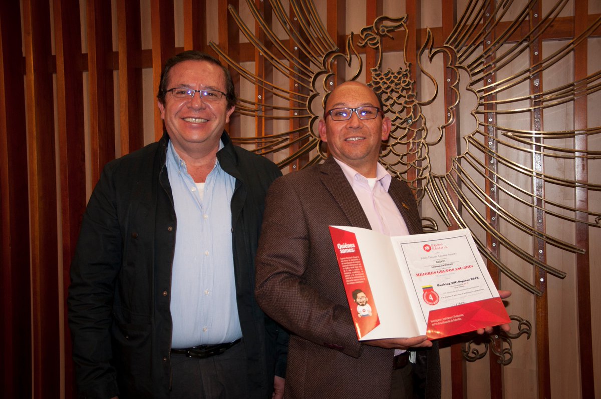 UNAD_ZCBOY's tweet photo. Docente de ECAPMA, Ing. Jorge Fonseca, recibe reconocimiento a la labor investigadora que se realiza desde el Grupo de Investigación Gigass, gracias a la destacada posición en el ranking de mejores grupos de investigación 2018; la ceremonia se llevó a cabo en la @universidaduptc https://t.co/xbzKmt2lKq