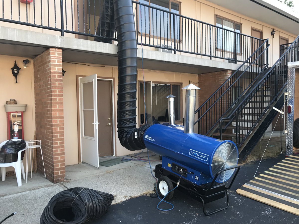bedbugbbq's tweet photo. Here is an example of Bed Bug BBQ equipment used in our ZERO chemical bed bug extermination treatment. Call us for immediate relief if you are in the Cleveland, OH area! ☎️ (216) 910-5142! #bedbugs  #bedbugbbq #clevelandoh #pestcontrol https://t.co/shSnDLHjbS https://t.co/duHdn2DaBP