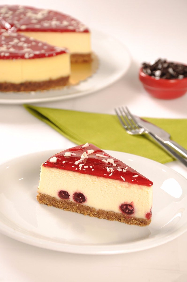 Tatlı kriziniz geldiyse sizi <a href="/coffee/">☕️</a>.chefs ‘e bekliyoruz!🤗
📣Hemde Tatlı+kahve 14,99tl fiyatımızla😉🎈🎉
#coffeechefs #cheesecake #coffee #istanbul #izmit #anatoliumavm #41burdaavm #instagood #instalike #instaphotos