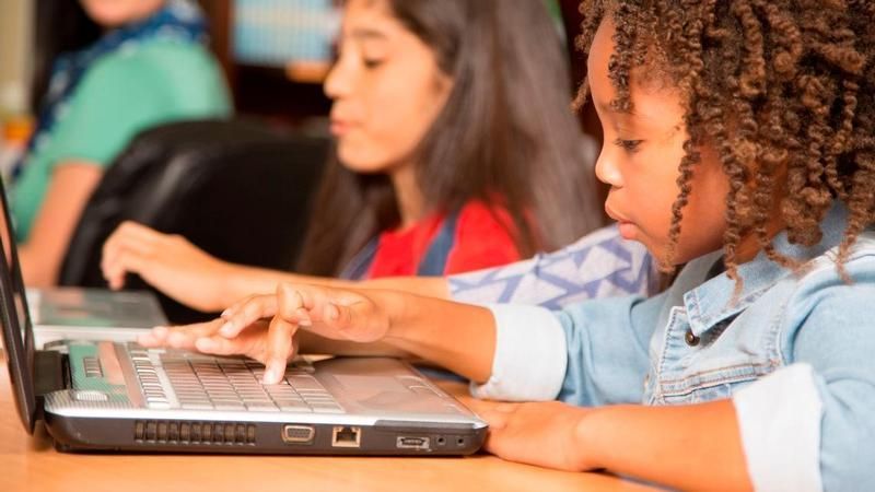 TechAdvisor_Fr's tweet image. Grâce à ces 10 #jeux, enseignez le #codeinformatique à vos enfants ! --&amp;gt; buff.ly/2w52Vkd