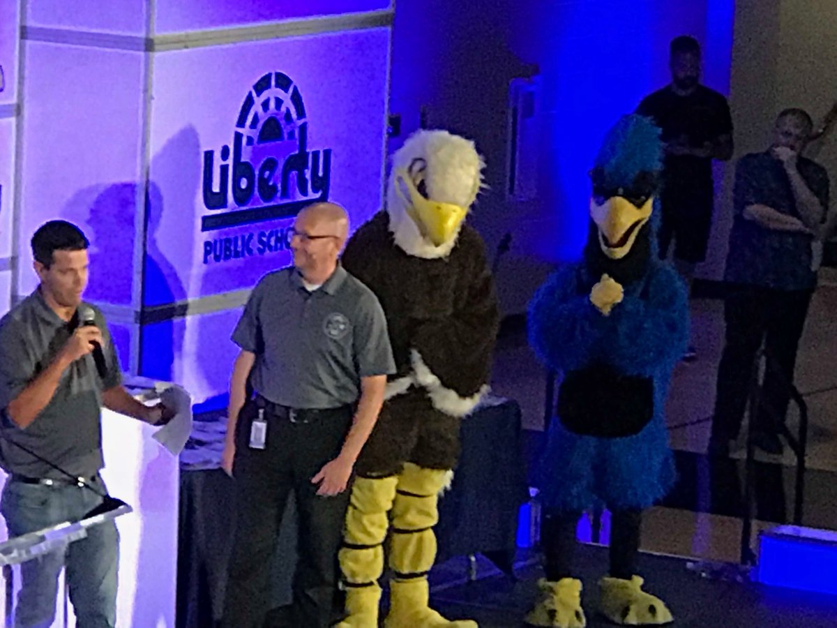 mcoogankc's tweet photo. Having a great time at #lpsconvo18 #lpsleads   #BackToSchool https://t.co/wB3AU7cEUr