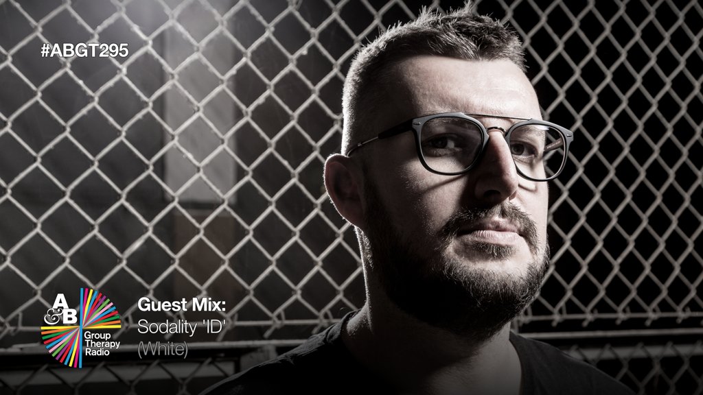 7. Ending the Guest Mix with a brand new Sodality ‘ID’ (White) #ABGT295 pscp.tv/w/bj3KITMyOTU0… https://t.co/Qrc0lhFMPH