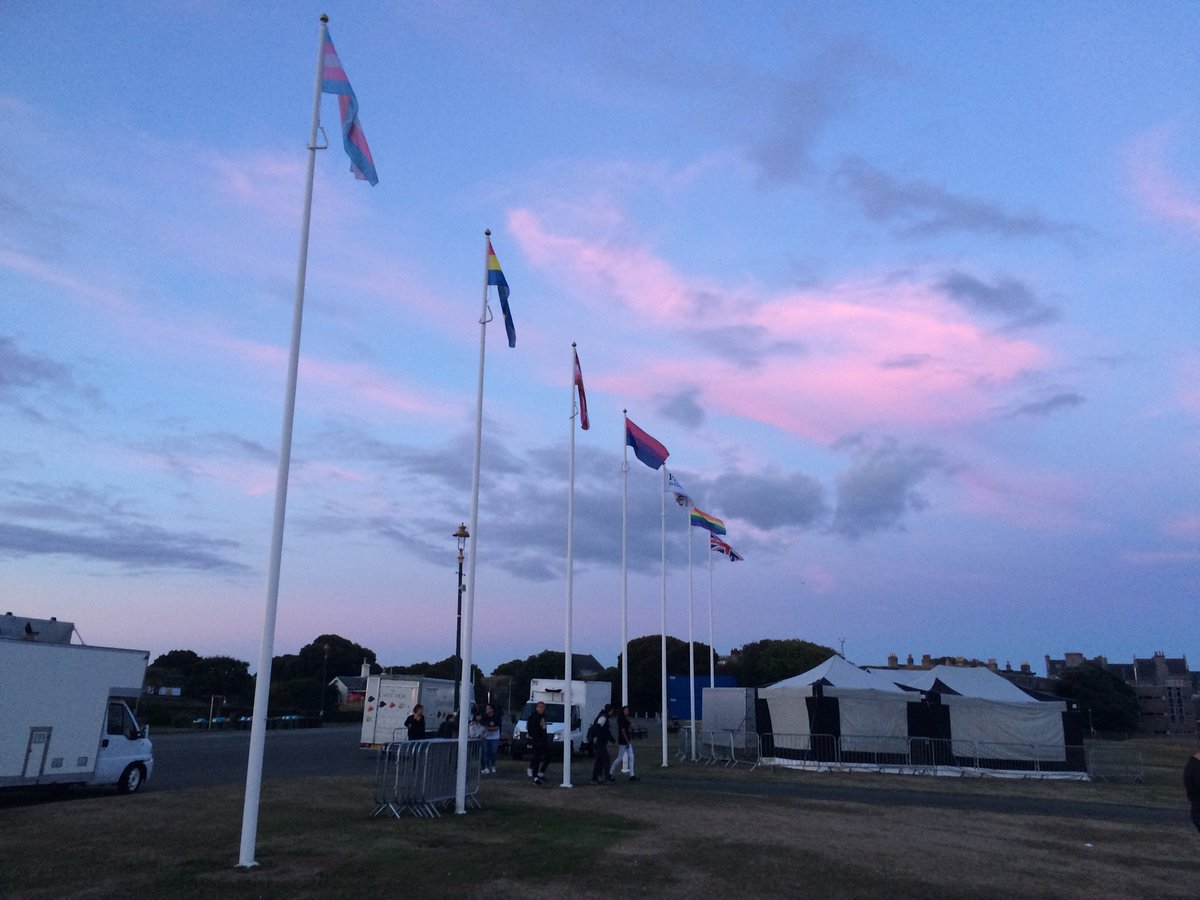 LGBTLabourSW's tweet image. Whatever the weather, we’re looking forward to #Plymouth #Pride tomorrow. Come and join @PlymouthLabour &amp;amp; @PlymCoopParty in the parade at 12 and on the Hoe afterwards