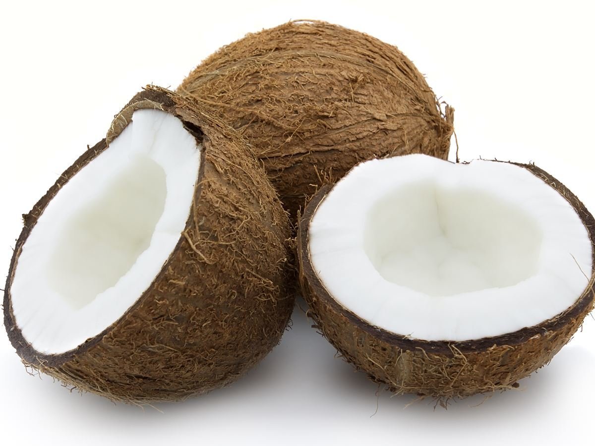 sliceofnature's tweet image. #CoconutOil is an excellent hair and skin moisturizer; great for treating atopic dermatitis. It penetrates the hair better than other oils. Get yourself some 100% pure and organic SoN Coconut Oil today at great discounts! =&amp;gt;bit.ly/2MBurd3
#naturalskincare #HealthyLiving