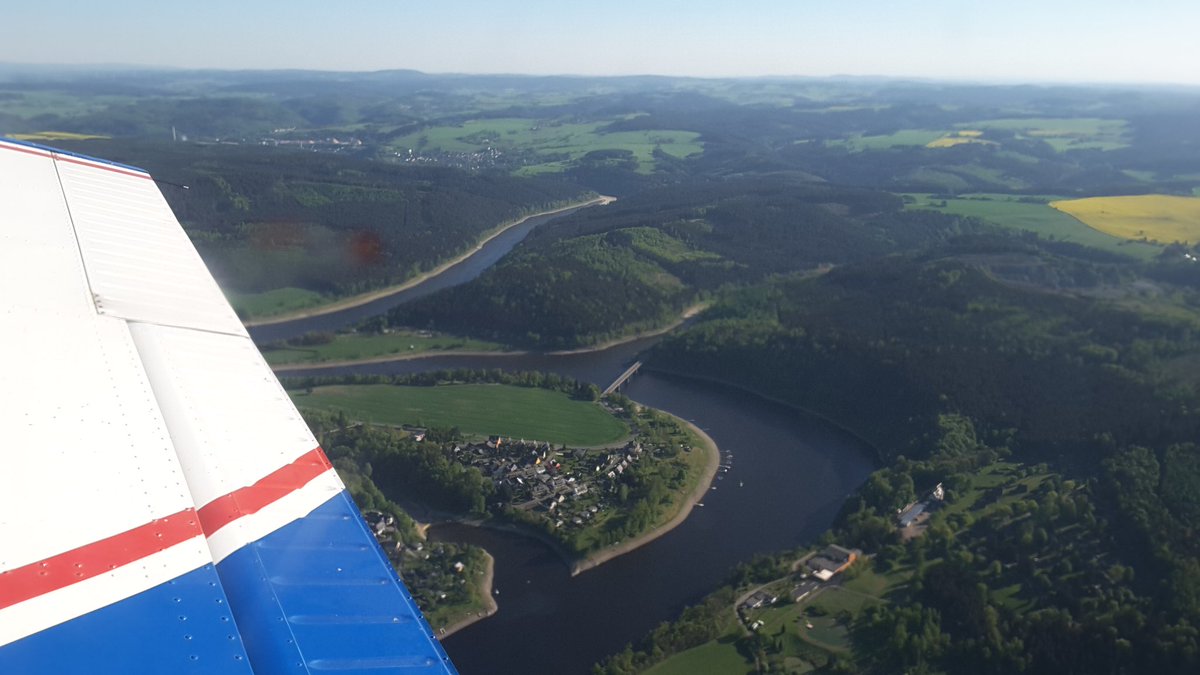 Bodo Ramelow On Twitter Nein Das Sieht Mir Eher Wie Die Brucke Von Saaldorf Aus Und Die Sms Ist In Saalburg Mhm Was Macht Ihr Bei Der Bundeswehr Eigentlich Fur Ubungen Https T Co Jcg1hx9id4