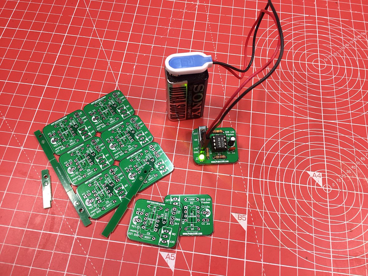 Project_AVR's tweet image. Simple 555 LED Flasher for beginner electronics constructors. Design files available on: projectavr.com/esp-01-esp-03-… Free for use. #homebrew