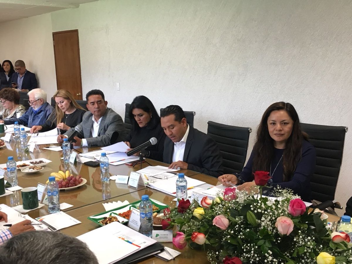 incarural's tweet photo. Participación de Inca Rural en la sesión de trabajo del Consejo Directivo de ICAMEX, dando seguimiento y apoyo a las acciones de Capacitación e Investigación del Estado de México, se contó con la presencia de Subsecretaria de la Sedagro, Director General Icamex, Inifap. https://t.co/qHOLS3GUlx