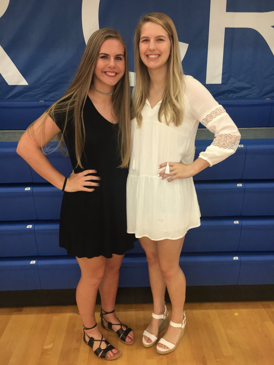 ryliefarr7's tweet photo. happy 18th bday to my best friend!! uh lauren i cant believe ur actually going to college in a couple days. i’m going to miss u sooooo much!!!!!! go kill it at hopkins!! love u lauren!! 💙 https://t.co/8nHjCzupEG