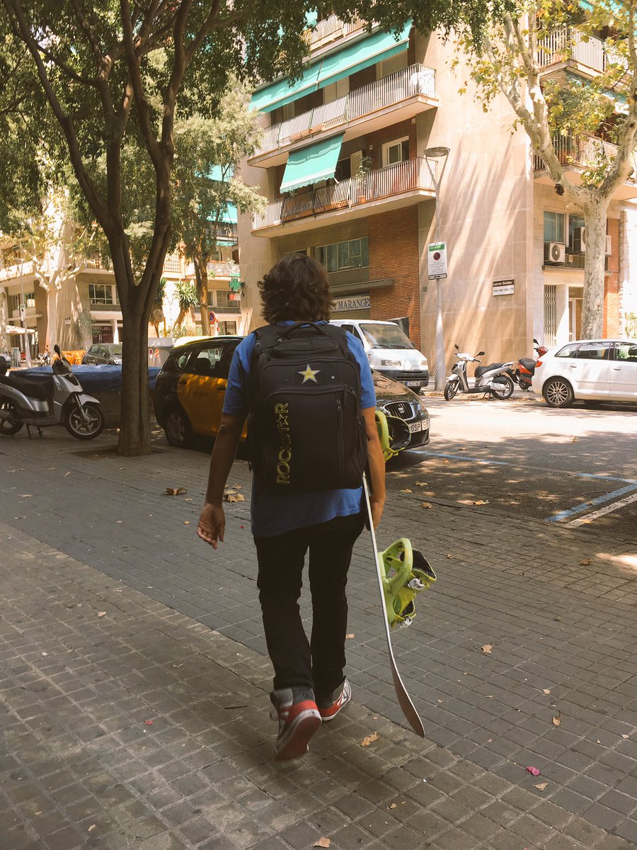guillemserna's tweet photo. Now feels like real summer #holidays #2alps https://t.co/EqnhVVXUdZ