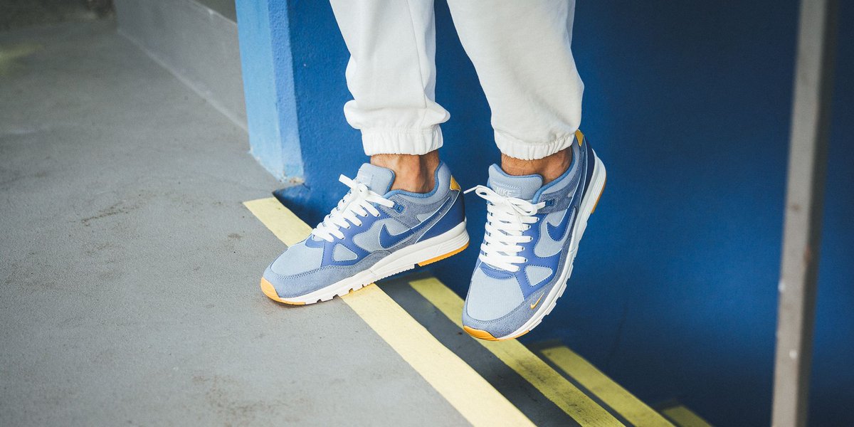titoloshop's tweet photo. Nike Air Span Ii Se "Work Blue/Mountain Blue-Yellow Ochre"
launches tomorrow Saturday, 11th August // 09:00 AM CET
h e r e ➡️ https://t.co/RhXS3yDxWa
#nike #airmax1 #airmax #niketalk #miniswoosh #nikeairmax1 #airspan #airspan2 https://t.co/bIC4PbmGle