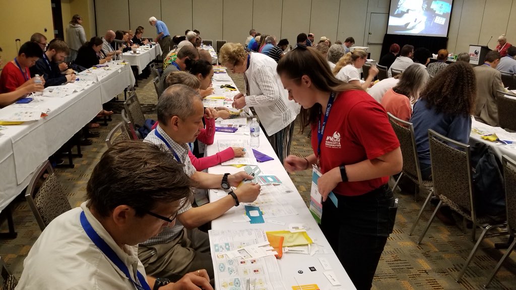 TeamFoldscope's tweet photo. Incredible to see members of #MM2018BAL engage at largescale (every member) in bringing Microscopy beyond the doors of the lab. Thanks Elaine and Yoousuf for your leadership - this is first step in a long partnership. We wish every microscopists at #MM2018BAL happy foldscoping. https://t.co/8UP8TSOcBs