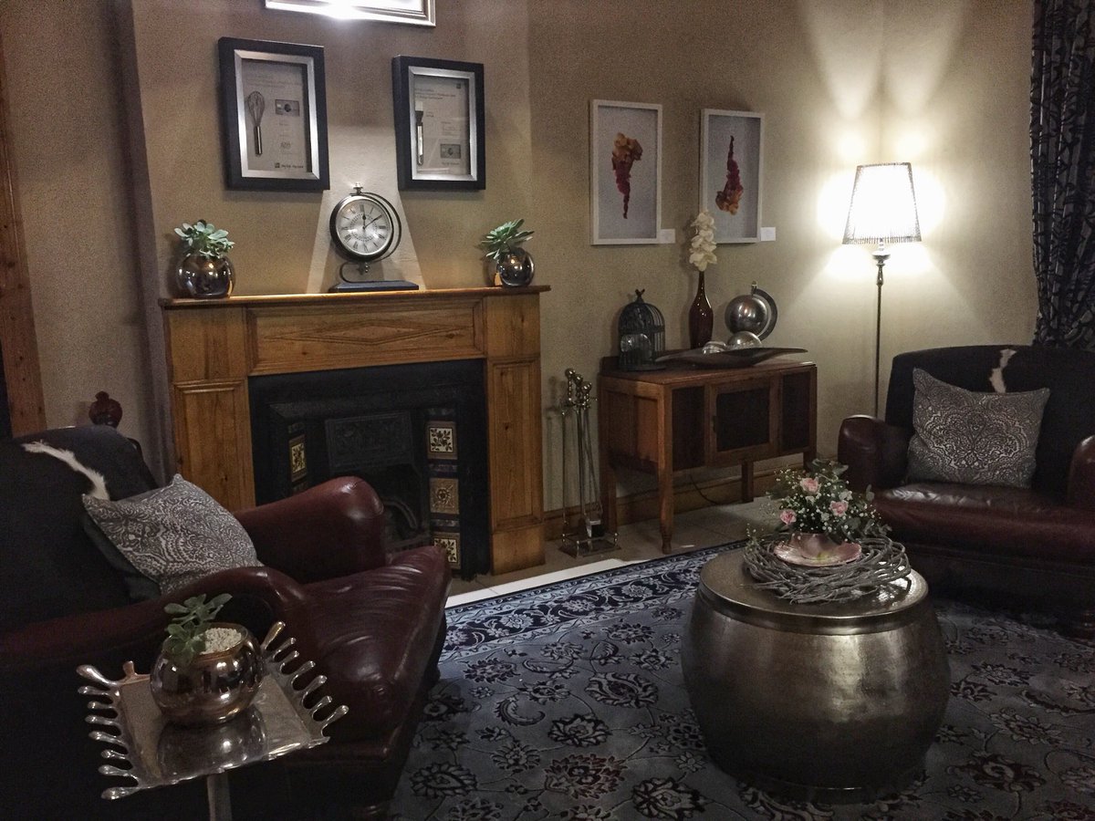 RiaanJordaanZA's tweet photo. Dinner at @SurvalOlive is a cosy affair... #oudtshoorn #cuisine @visitoudtshoorn https://t.co/BzSE15i79y