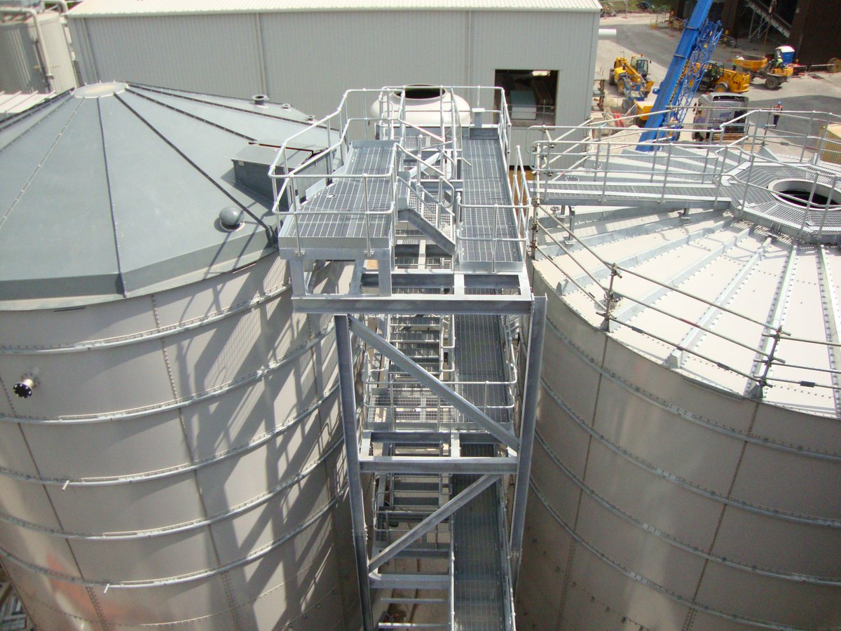 AJFabtech's tweet photo. From recent developments and many Tanks projects underway, we are investing in some jacking equipment for our site installation team! Find out more about our tanks and site installation on our website: https://t.co/IUc1273ELq https://t.co/SJCsWDG86M