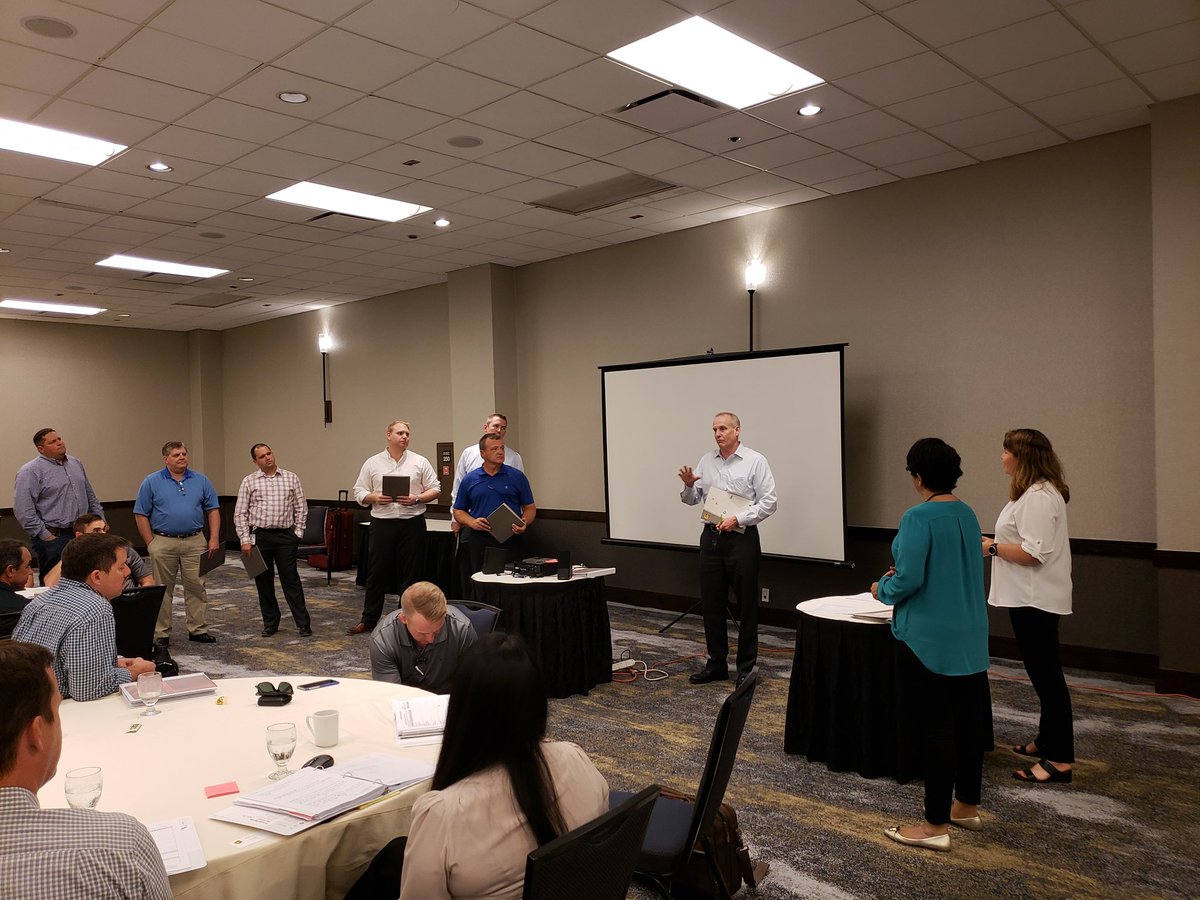 jxcarns0355's tweet photo. Amazing week with @GeorginaBane and @ClaraPolancoGuz ! The future is bright! Thank you @jrindafernshaw for allowing me to attend! @CP_UPSers #UPSMFS #UPSGLC https://t.co/nEOumRkcUb