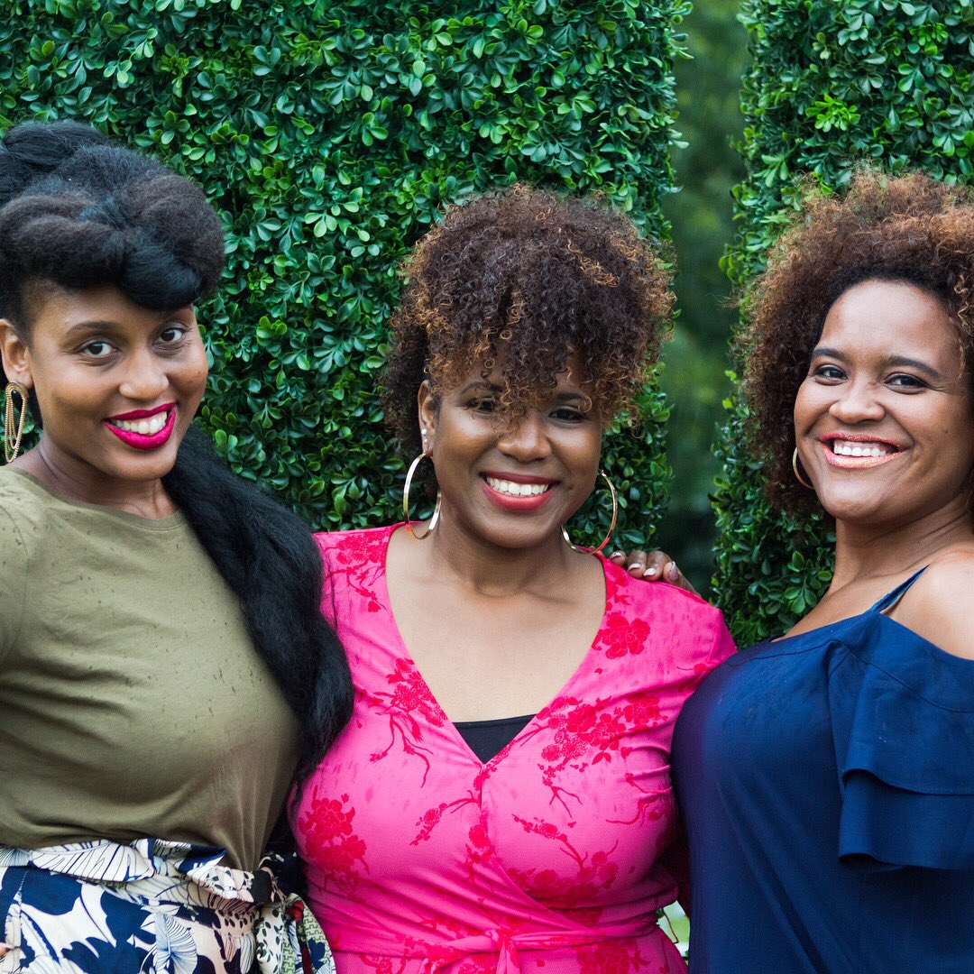 CaraEstol's tweet photo. How do you wear your curls? #curlfest2018
#blackbeauty #blackgirlmagic #melanin #blackwomen #black #style #newyorkcity #blackandeducatedpage #blackgirlmagic #blackgirlsrock #beauty #blogger #blackqueen #fashionblogger #blackwoman #melaninpoppin #fashion #estoleffect https://t.co/pAxWeYt0Z8