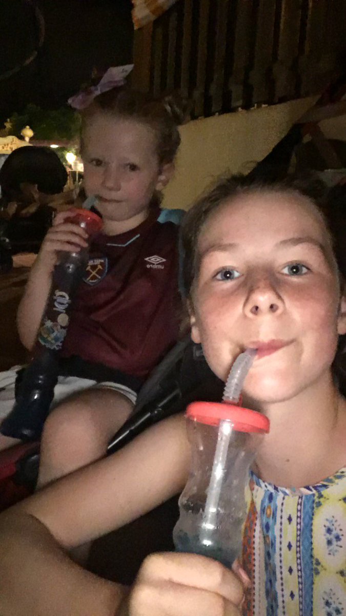 colmc35's tweet image. Thirsty work those 2 weeks in the sun. Flying back now just in time for @premierleague weekend. I'm even gonna make it to Anfield to see @WestHamUtd take all 3 points. Pure luck how that's worked out 😉😉 #COYI #LIVWHU