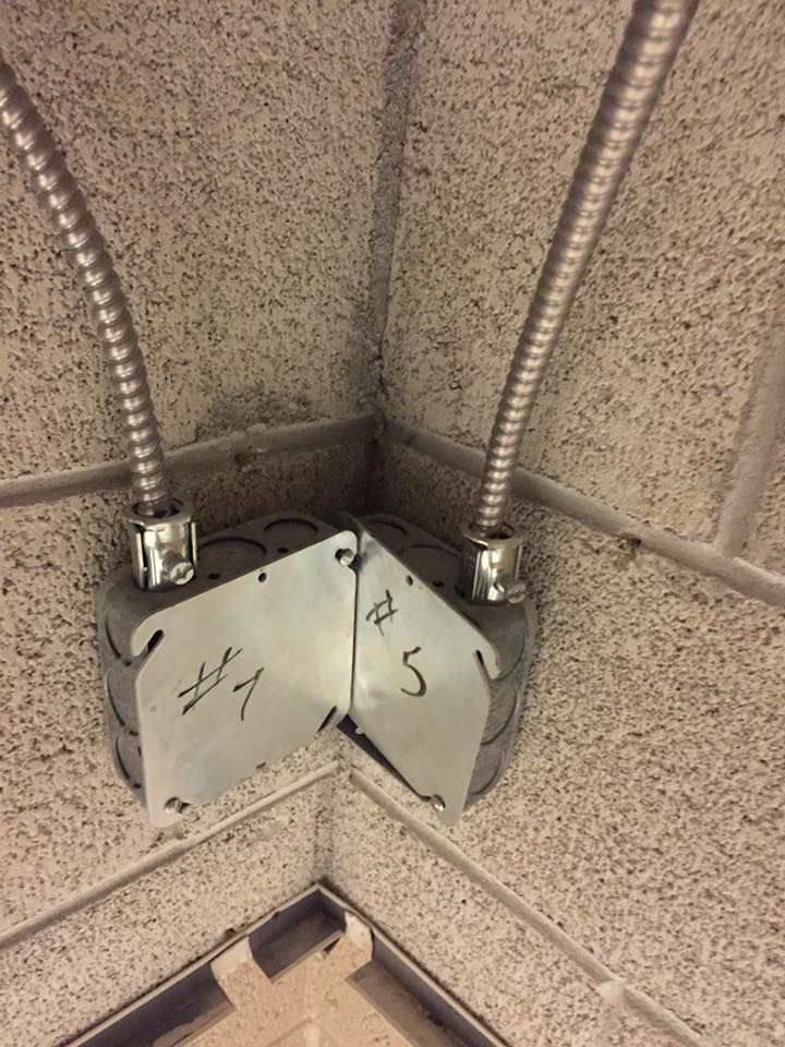 ServiceTitan's tweet image. Any guesses as to how one would go about opening box number 5? 😂 #FridayFail #ElectricalFail 🔌⚡