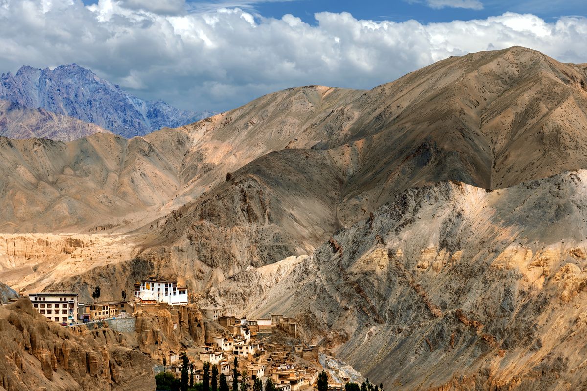 Why we must see the world for ourselves, now more than ever dlvr.it/QfT4sg <a href="/GlobeDebate/">Globe Opinion</a>