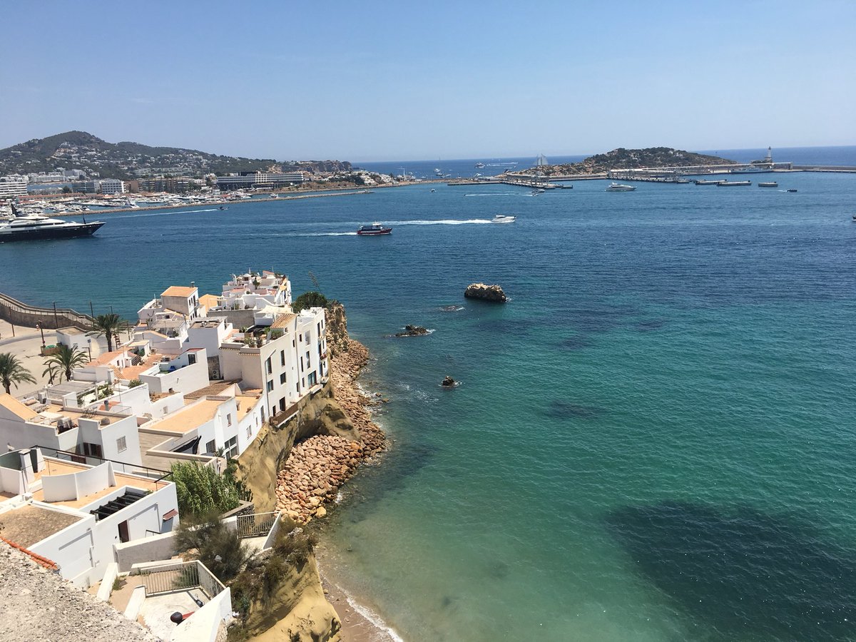 bonniewedding's tweet photo. Been on my summer holiday and now back to work! Looking forward to the weddings of Jodie Rose and George and Stacey and Kelvin next weekend. #holiday #summer #summerwedding #wedding #weddingsinger #love #singer #song https://t.co/STm0Xr49gD