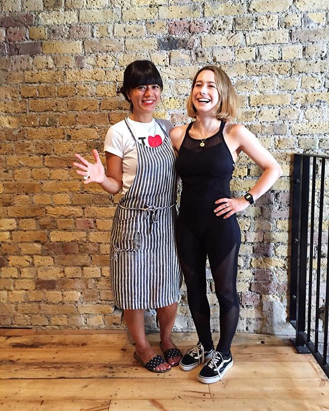 When you’re THIS happy about yoga and brunch! Catch myself and @mokofood next month at <a href="/tencablestreet/">tencablestreet</a> for another vegan yoga brunch on Sun 2nd Sept.
🍳
HAPPY FRIDAY!
(Link for tickets in my bio over at @helenaroseyoga)