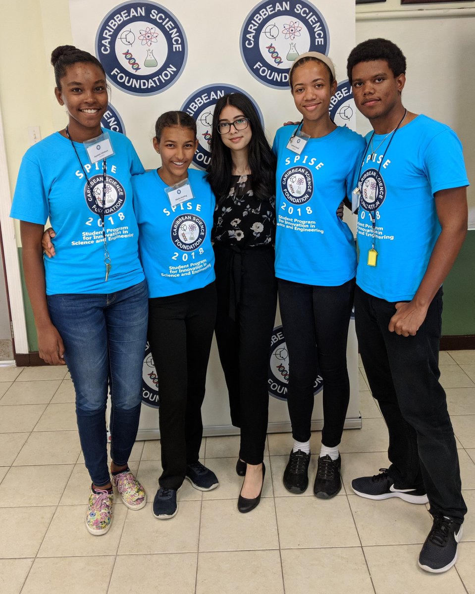 SciXchangeTMU's tweet photo. Our four SPISE 2018 Ryerson University Scholars! https://t.co/fqwhxGflaw