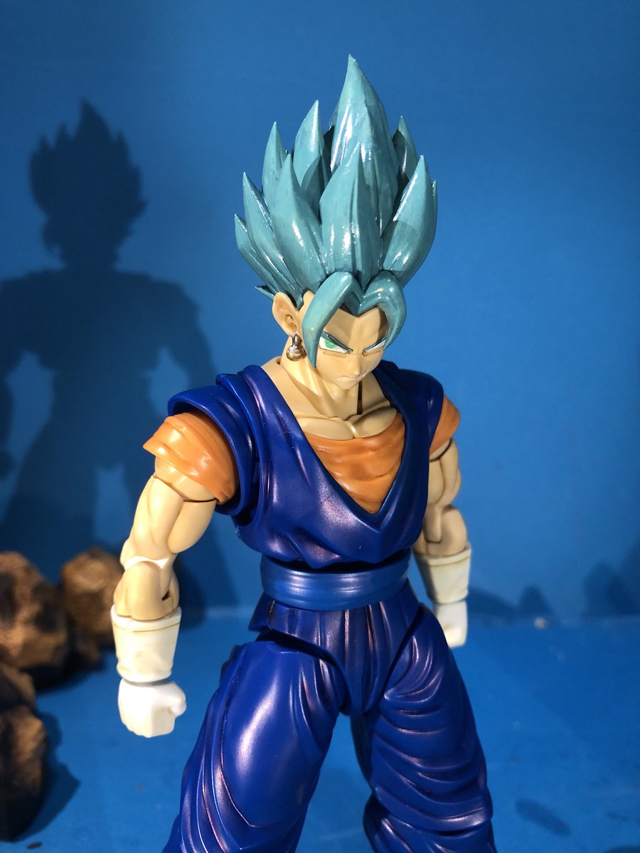 まじゅう Twitterren フィギュアライズスタンダード ベジット を 作りました と言うか ベジットブルーから 作りました うん 余剰パーツ多めなので いつか流用したいです フィギュアライズスタンダード ドラゴンボールフィギュア ベジット まじゅう Twitterren フィギュアライズスタンダード ベジット を 作りました と言うか ベジットブルーから 作りました うん 余剰パーツ多めなので いつか流用したいです フィギュアライズスタンダード ドラゴンボールフィギュア ベジット