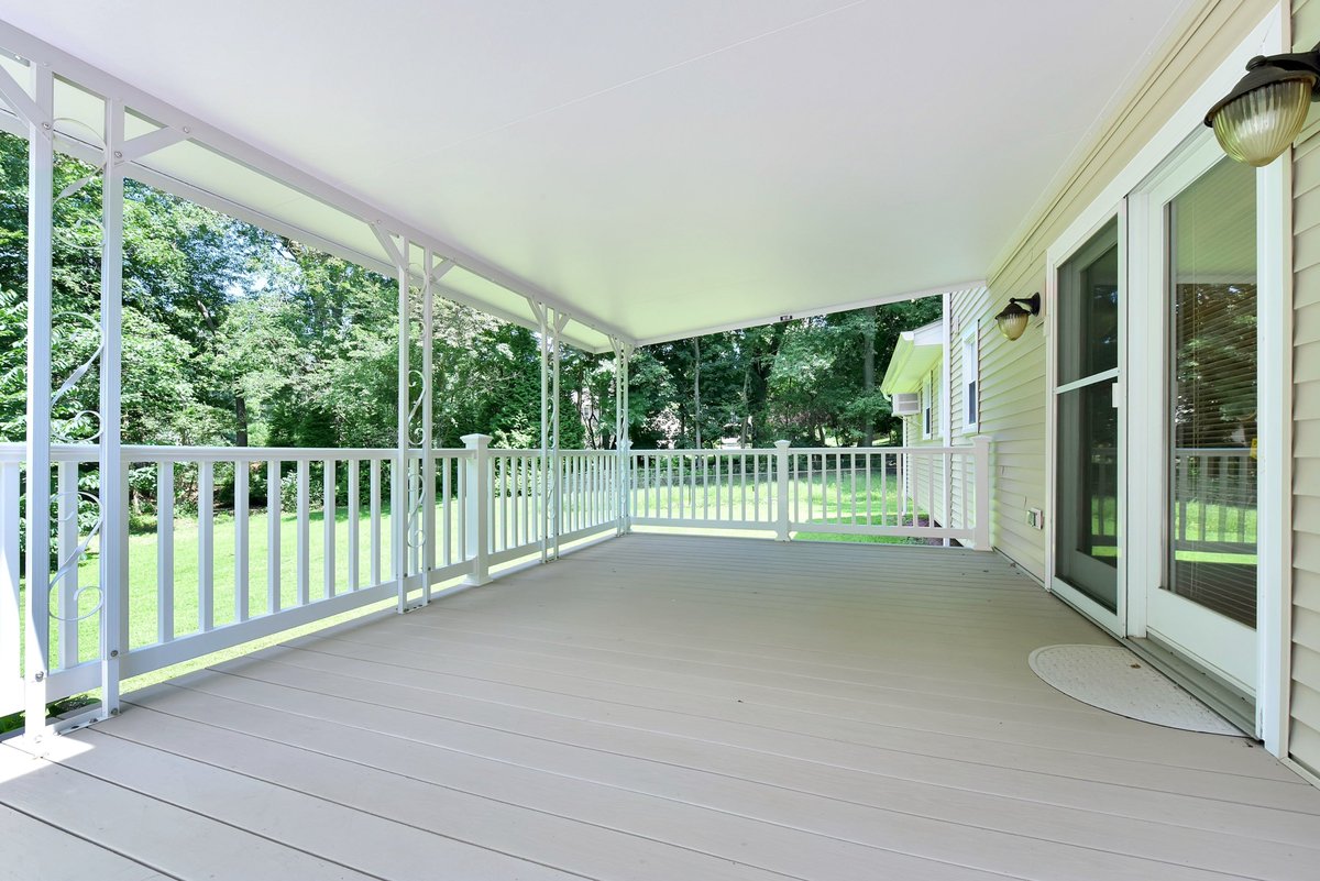 Enjoy the serenity and bucolic feel of beautiful Woodcliff Lake in this meticulously maintained home on a .87 acre lot on a quiet cul-de-sac  Call Brian to tour! (201)546-0040 ow.ly/HYZ430lmcrc