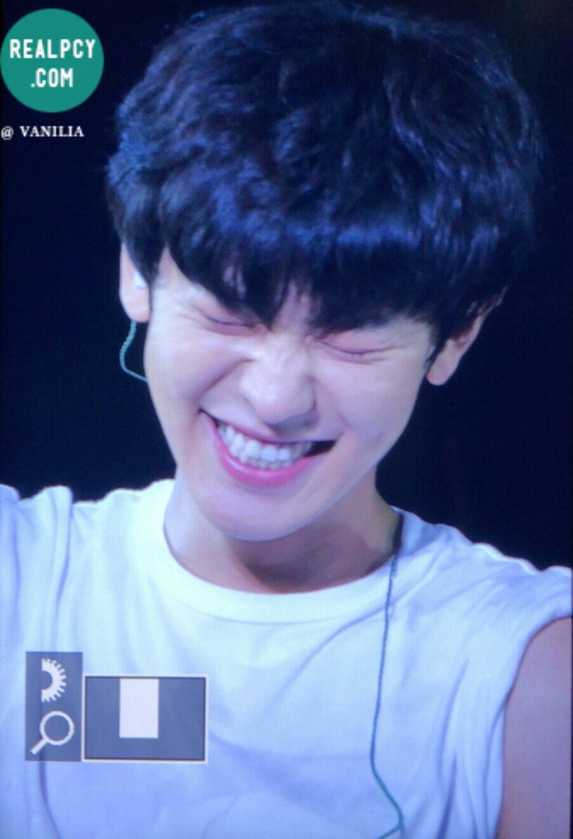 With Pcy Hirorin Twitterissa 今日のチャニョルちゃんかわいい かわいいの知ってるけど今日の チャニョルちゃんかわいい