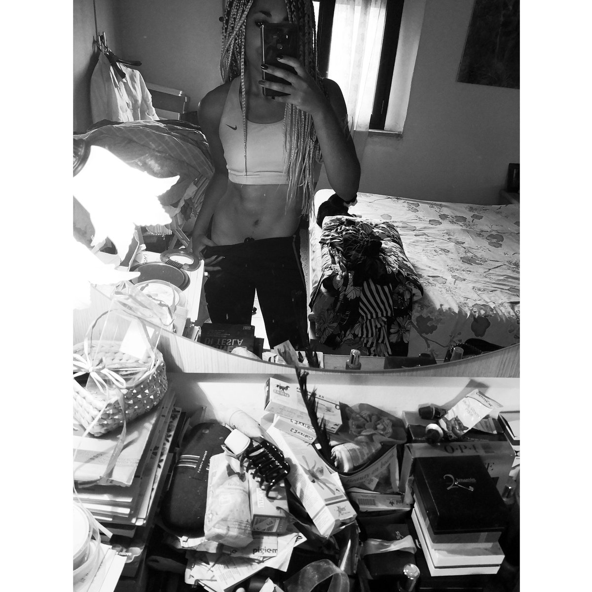 ima_assiak's tweet image. I don’t lose, I don’t win, if I’m wrong, then I’m halfway right #halfwayright #fitnessmotivation #workout #squats #lifestyle #fitnessgirl #weightloss #instagood #stretching #fitness #instalike #instamood #selfie #passion #me #belly #govegan #vegan #kiss #legs  #picoftheday #booty