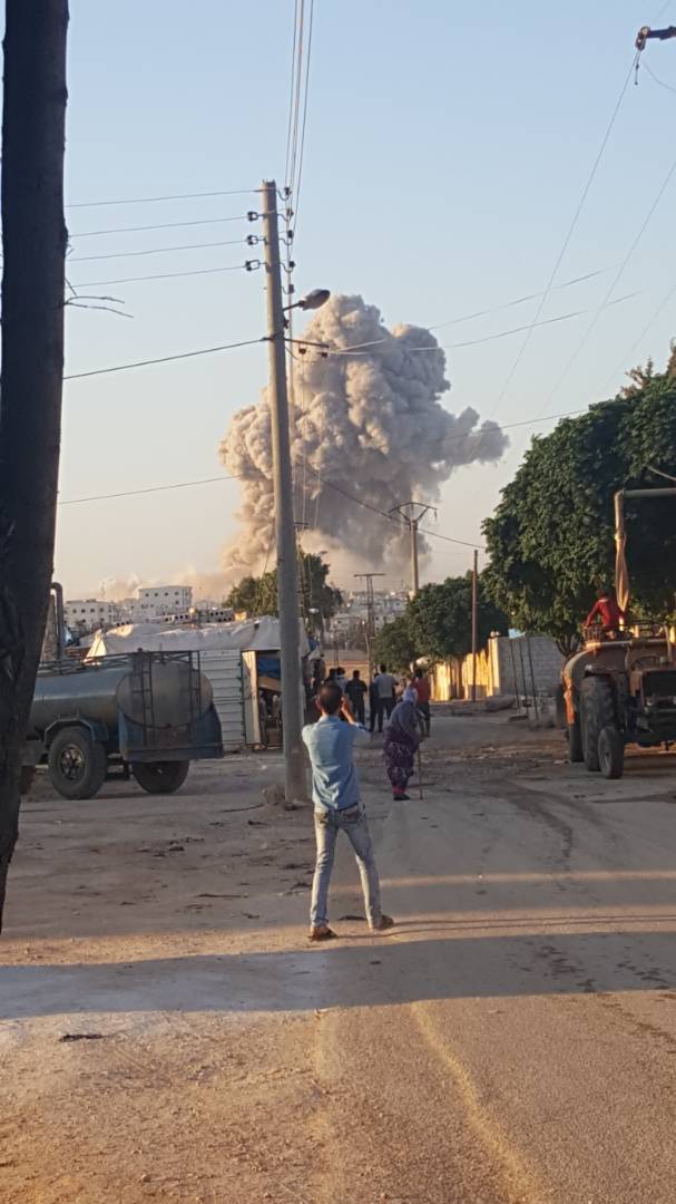 Mr_Alhamdo's tweet photo. It started #Idlib

More than 20 people are killed by regime and Russian attacks

#EyesOnIdlib https://t.co/pYlEjzjxwQ