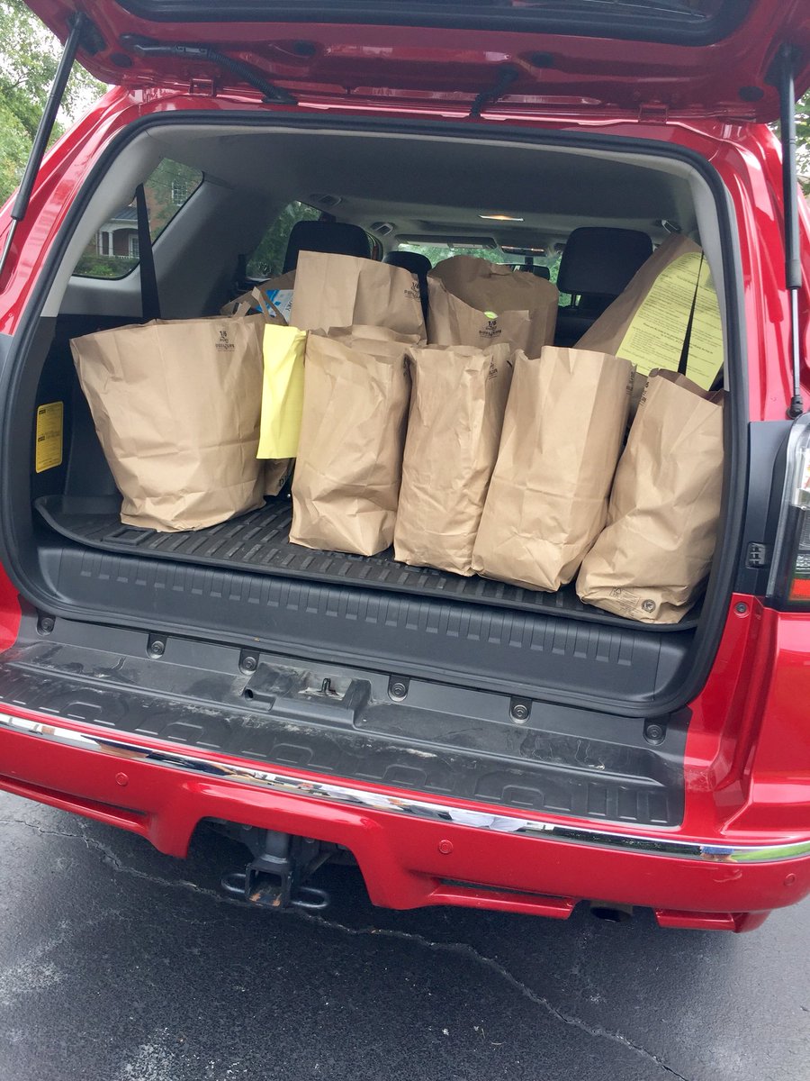 WCPS FRC'S... We just hit the jack pot thanks to the 5 Musketoes. The generosity is overwhelming!! <a href="/WarrenCoSchools/">Warren Co Schools</a> @kkhcusa <a href="/toddhazel1/">Todd Hazel</a>