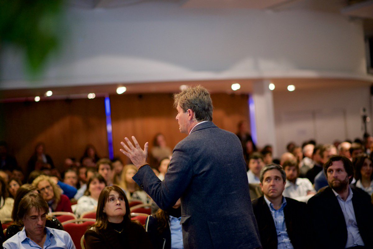 GXConsulting's tweet photo. Gracias @b_crespo por acompañarnos y compartir tus conocimientos en esta edición #GXProjectsDay #Realize #Keynote https://t.co/ZBekoxhCDN