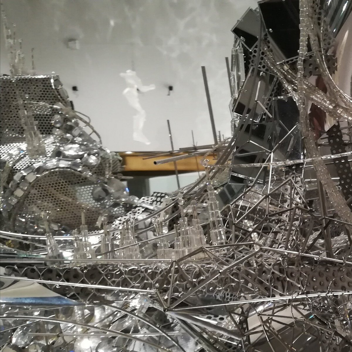 RooticlesToot's tweet image. Thank you @haywardgallery for a truly inspiring and engaging Lee Bul exhibition! southbankcentre.co.uk/blog/lee-bul-h…