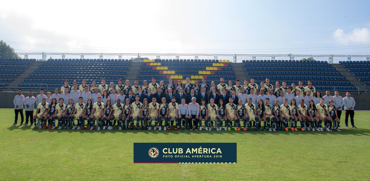 ClubAmerica's tweet photo. 📸 Foto Oficial Apertura 2018
#HombroConHombro alcanzamos la grandeza 🦅 https://t.co/GCPwqx60Bi
