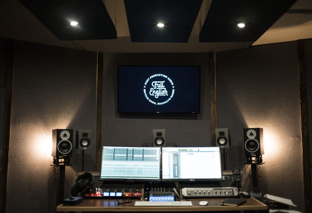 fullenglishpost's tweet photo. Where the magic happens... #fullenglishfriday https://t.co/PK5vfArQud