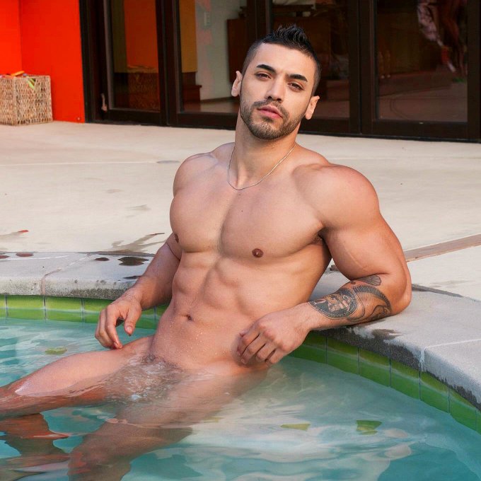 &mdash; A Good Guy will tell you you&rsquo;re BEAUTIFUL 😍.. &mdash;  A real gentleman will make you BELIEVE IT.  .. ..happy<a href="/tag/bodybuilding"class="tags"><span>#bodybuilding</span></a><a href="/tag/muscle"class="tags"><span>#muscle</span></a><a href="/tag/tattoo"class="tags"><span>#tattoo</span></a><a href="/tag/underwearmodel"class="tags"><span>#underwearmodel</span></a>