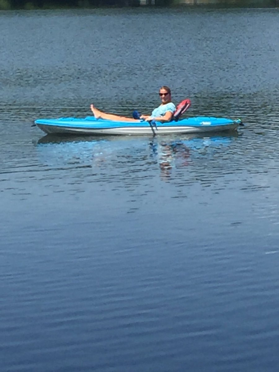 coach_magnant's tweet photo. Finally some time off and no better place to be w/family then at lake Chaffee in Connecticut. #longoverdo #peaceandquiet https://t.co/Q0NUMrjNir