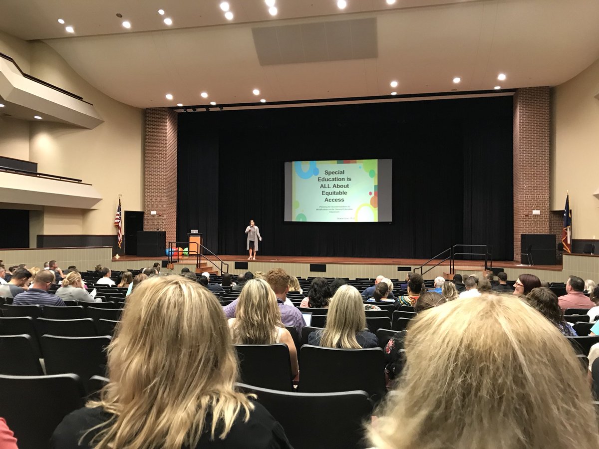 4realCoachHill's tweet photo. #specialed #rockwallisd #utleywolves So happy to be apart of this training! #finishstrong https://t.co/MiYZAR8R0G