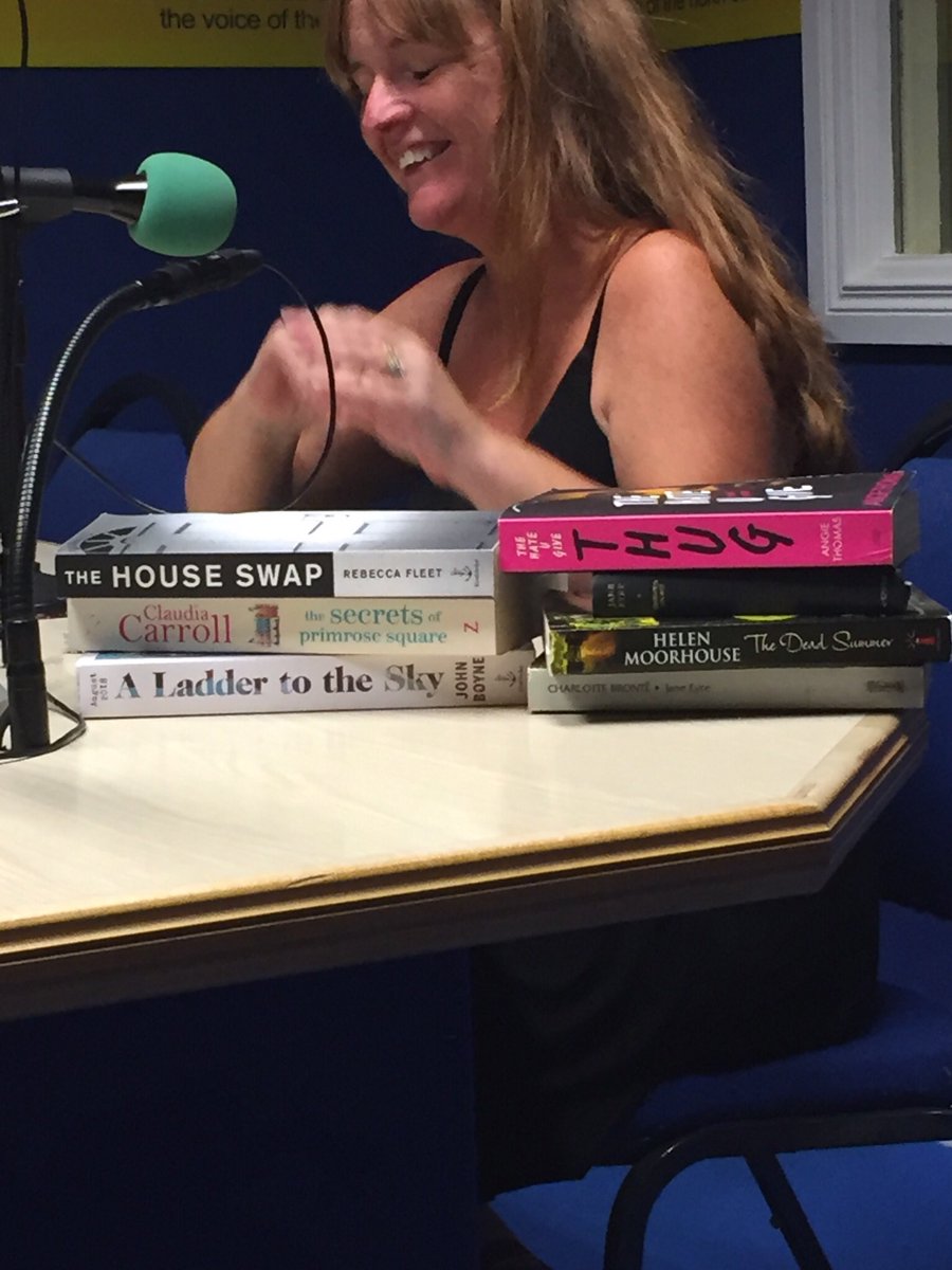 margaretbmadden's tweet photo. #TheHouseSwap @RebeccaLFleet is one of my August @LMFMRADIO #latelunchbookclub picks and I read in one day. I literally didn’t move! #thriller #addictiveread https://t.co/wYM3EQ7IF6 https://t.co/khY1cKM72w