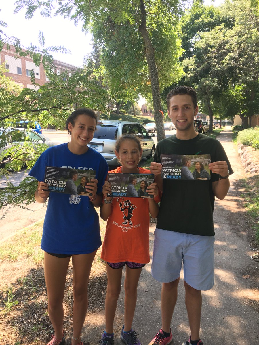 TorresRayMN's tweet photo. A beautiful day out on the doors in our #MN05 suburbs while volunteers stop by to make phone calls to voters before our rally tonight. Join #TeamPTR at Utepils starting at 6:00 PM! Rally details here ➡️  https://t.co/vbQgDCjgPR #MNDFL https://t.co/pQcWgohkNY